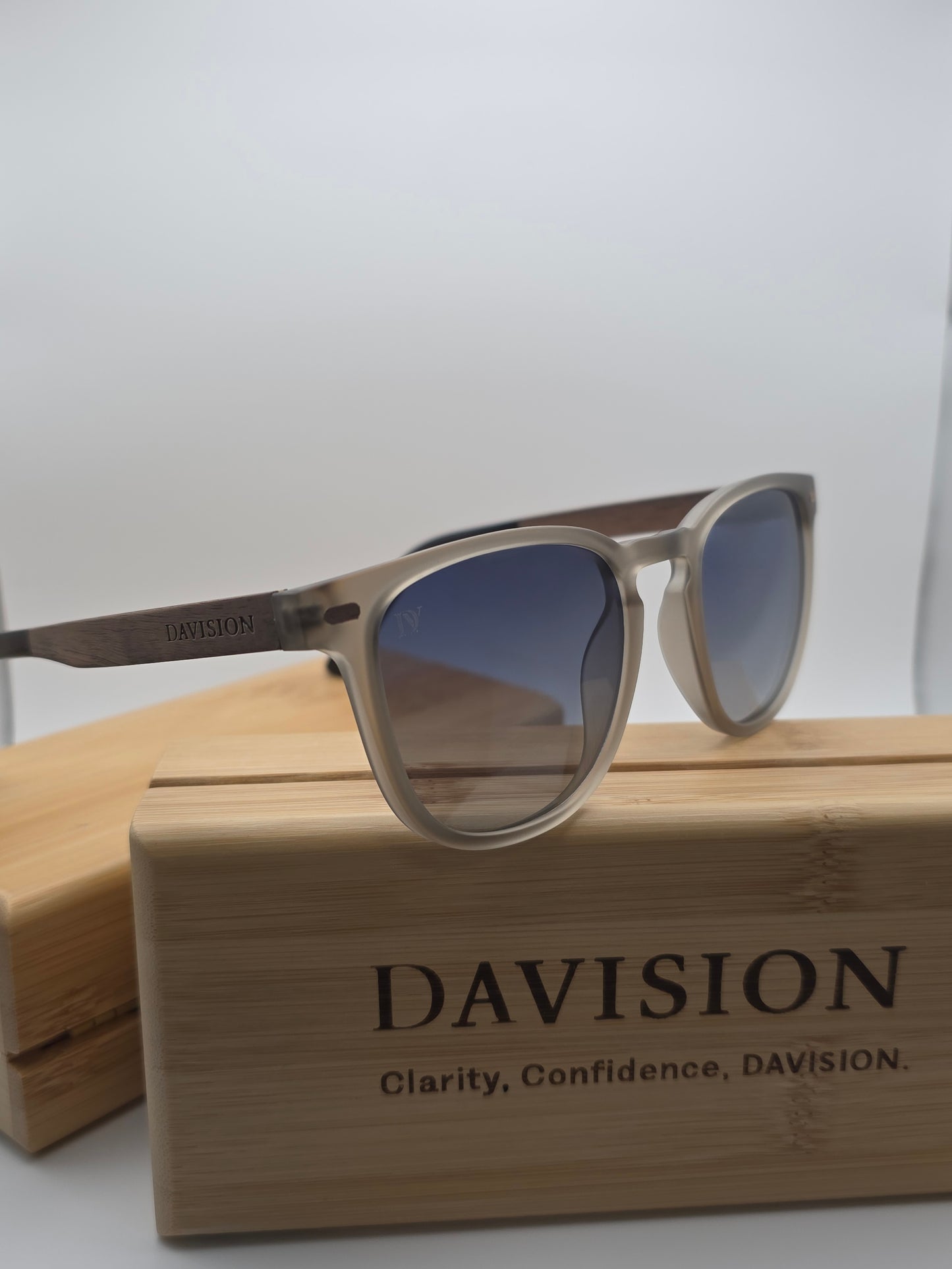 Davision Terra AzuFade Round