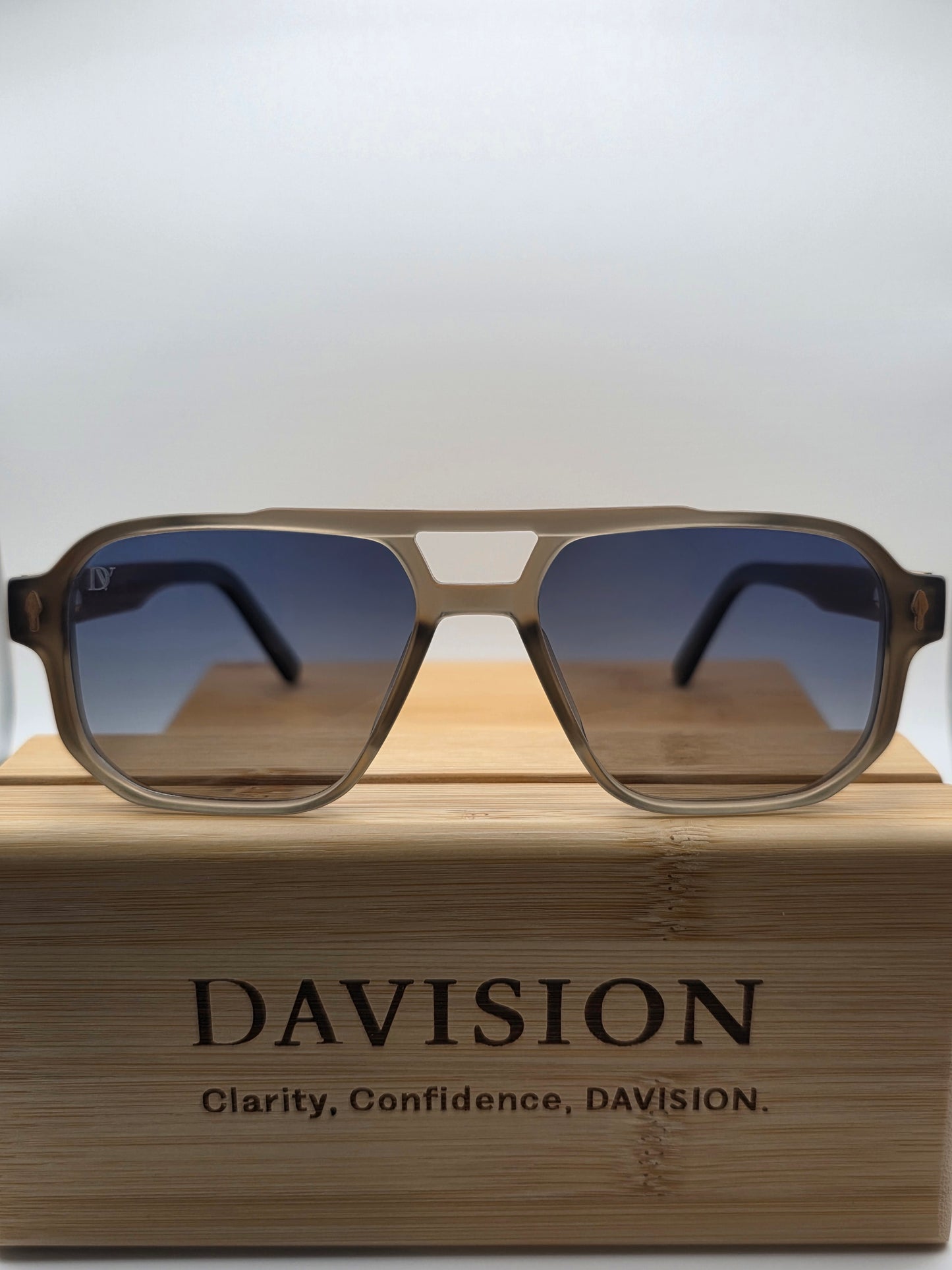 Davision Terra AzureFade