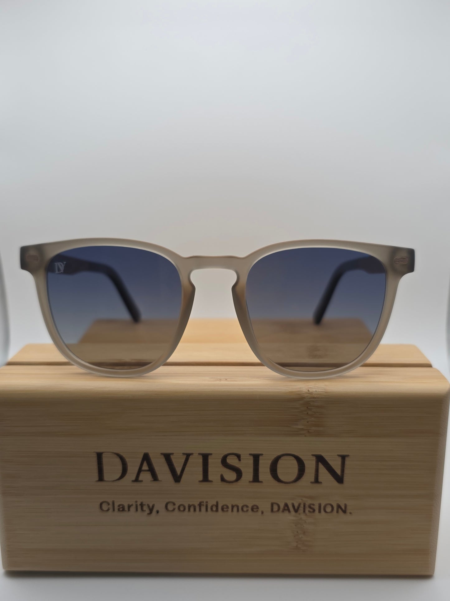 Davision Terra AzuFade Round