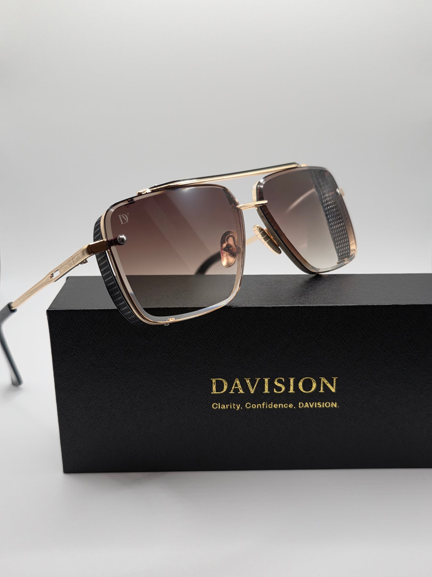 Davision Vantage Amber