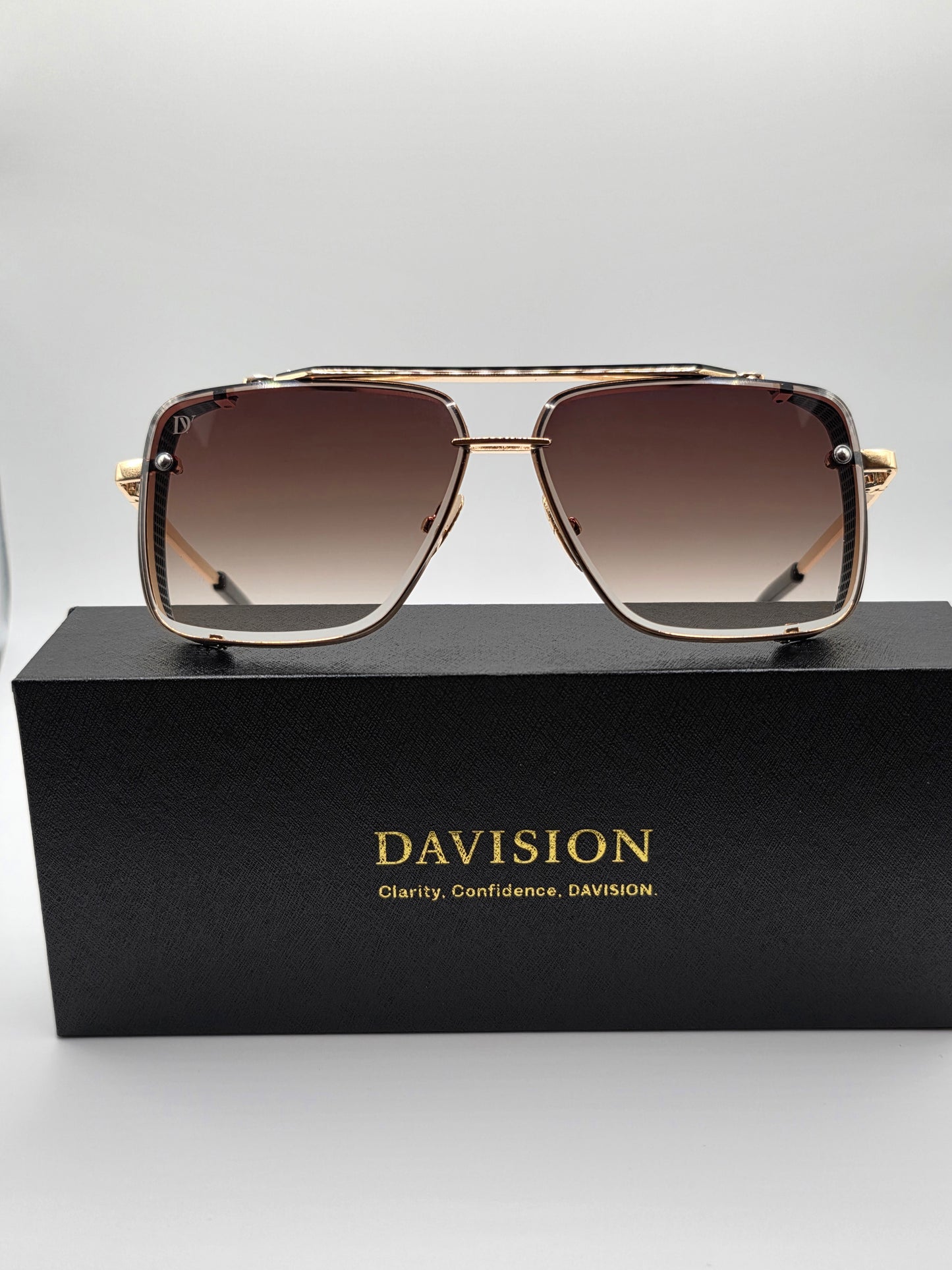 Davision Vantage Amber