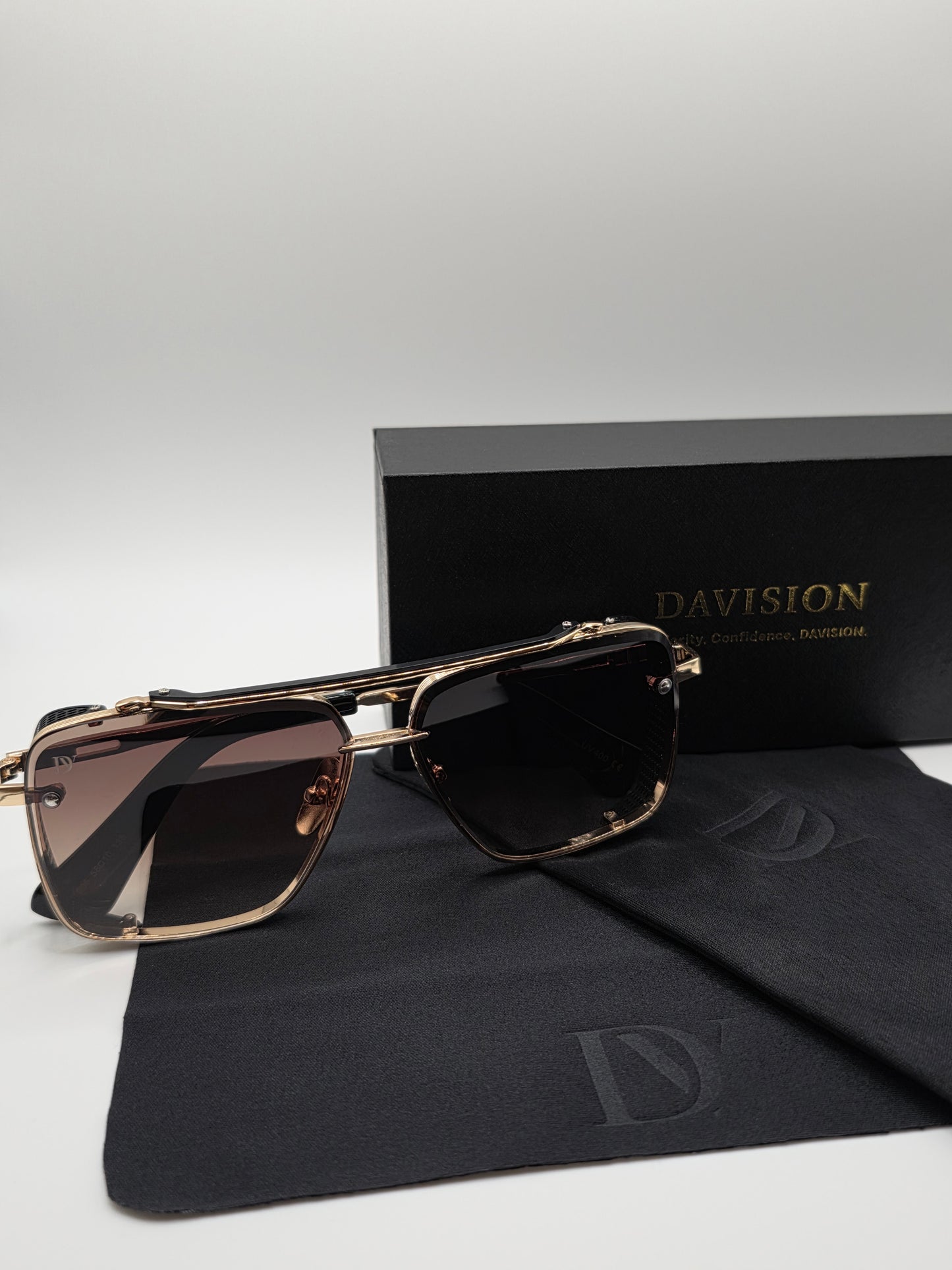 Davision Vantage Amber