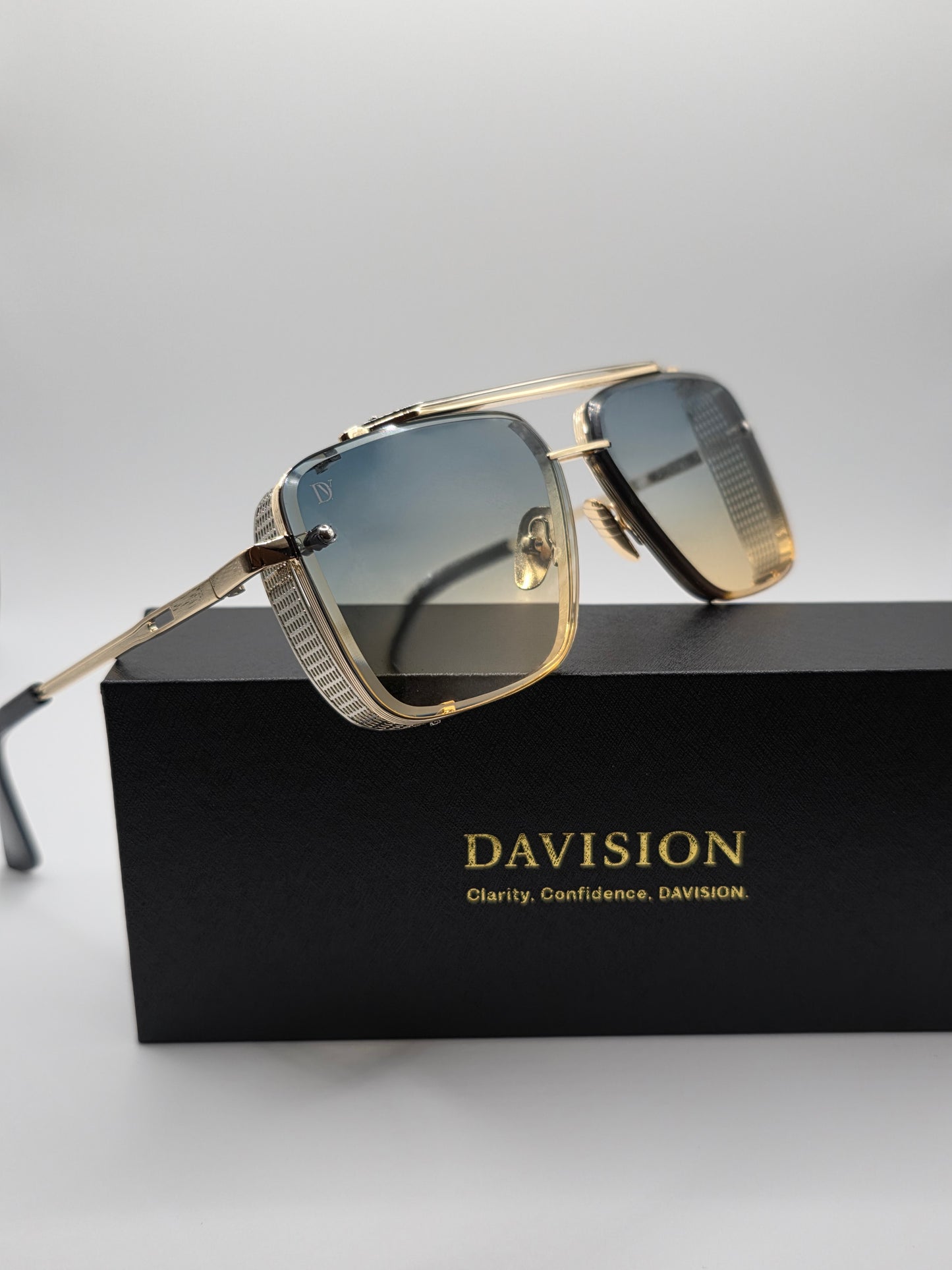Davision Vantage IceTone