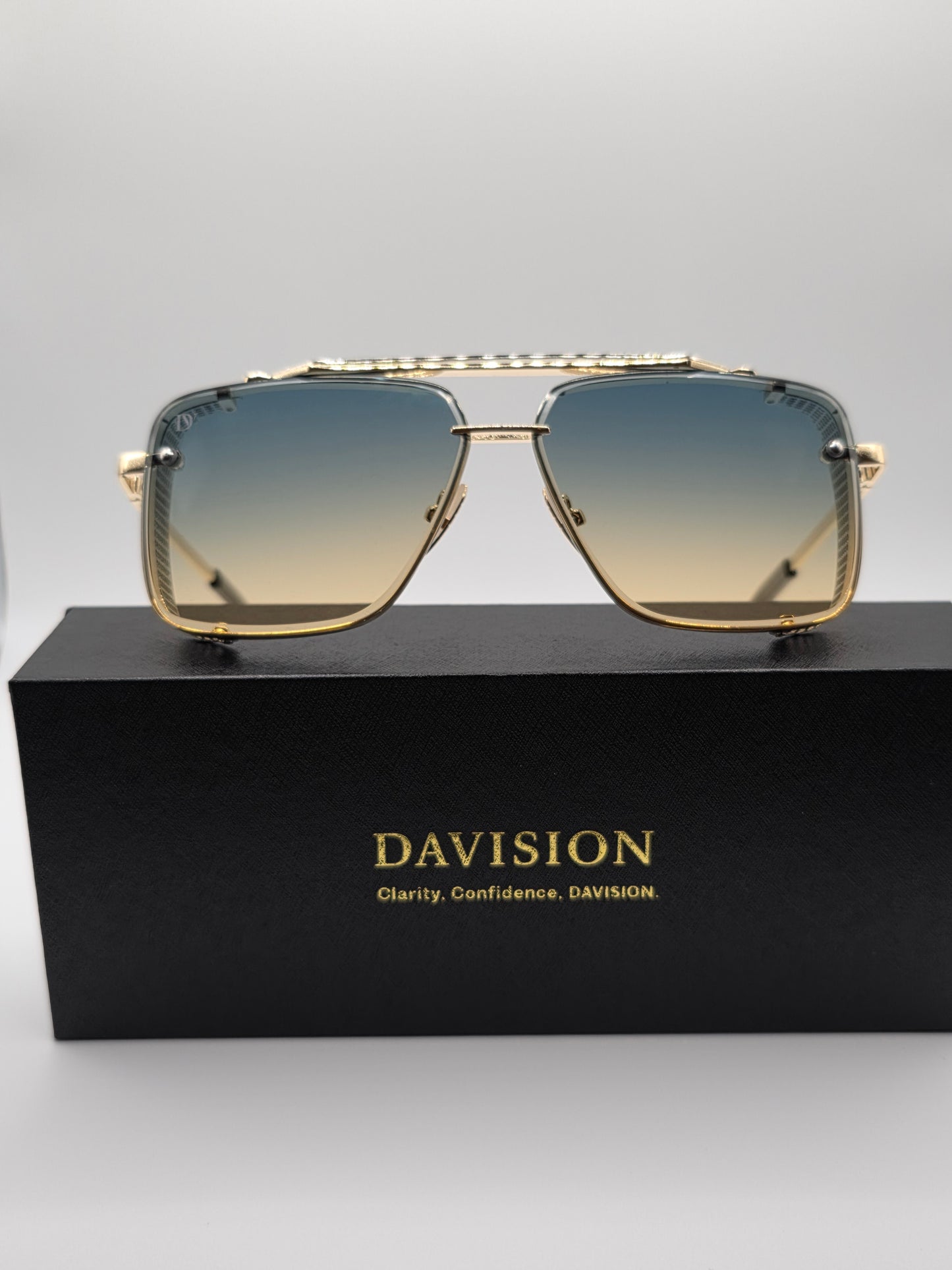 Davision Vantage IceTone